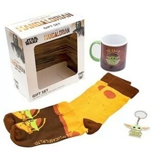 Star Wars the Mandalorian gift set . Brand New